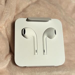 Apple AirPod lighting..